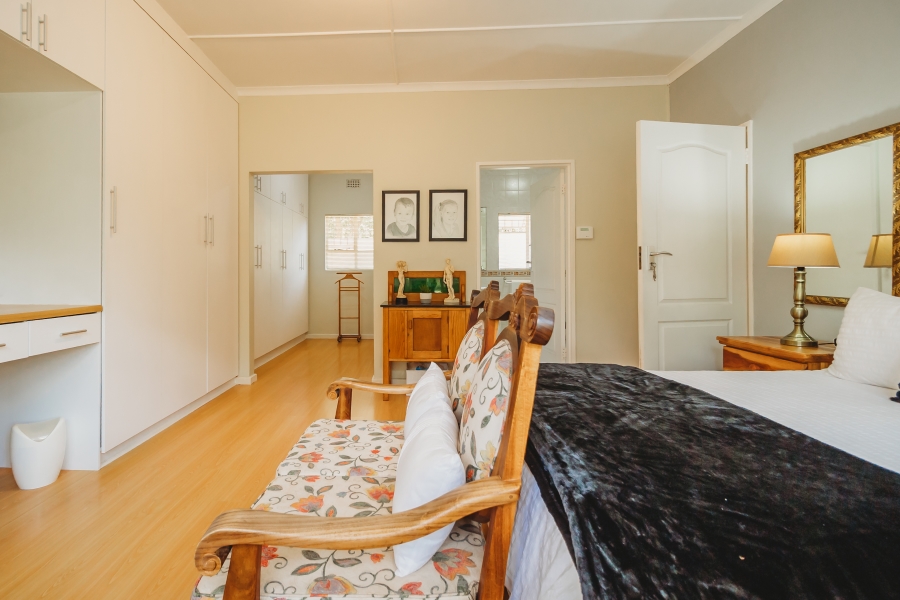 5 Bedroom Property for Sale in Heather Park Western Cape